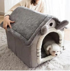 Warm Pet House - Cozy Winter Bed